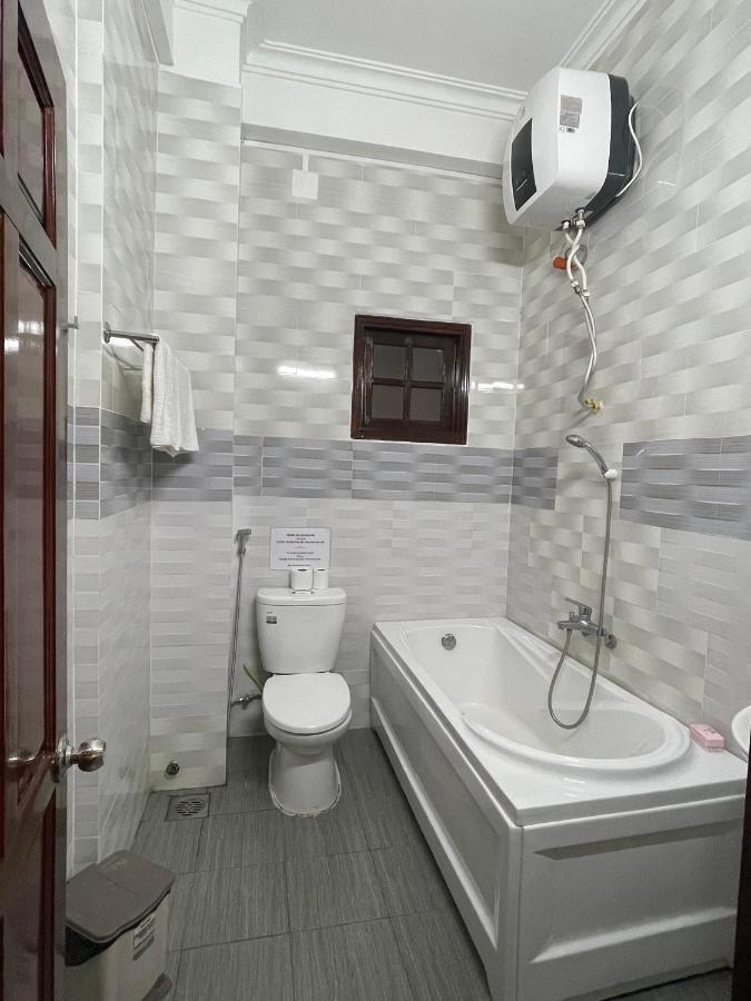 Khach San Mekong Star Hotel Vĩnh Long Екстериор снимка
