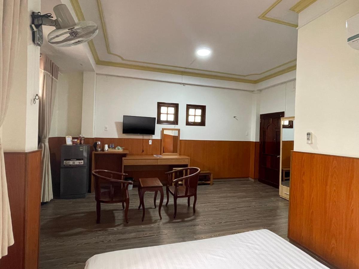 Khach San Mekong Star Hotel Vĩnh Long Екстериор снимка
