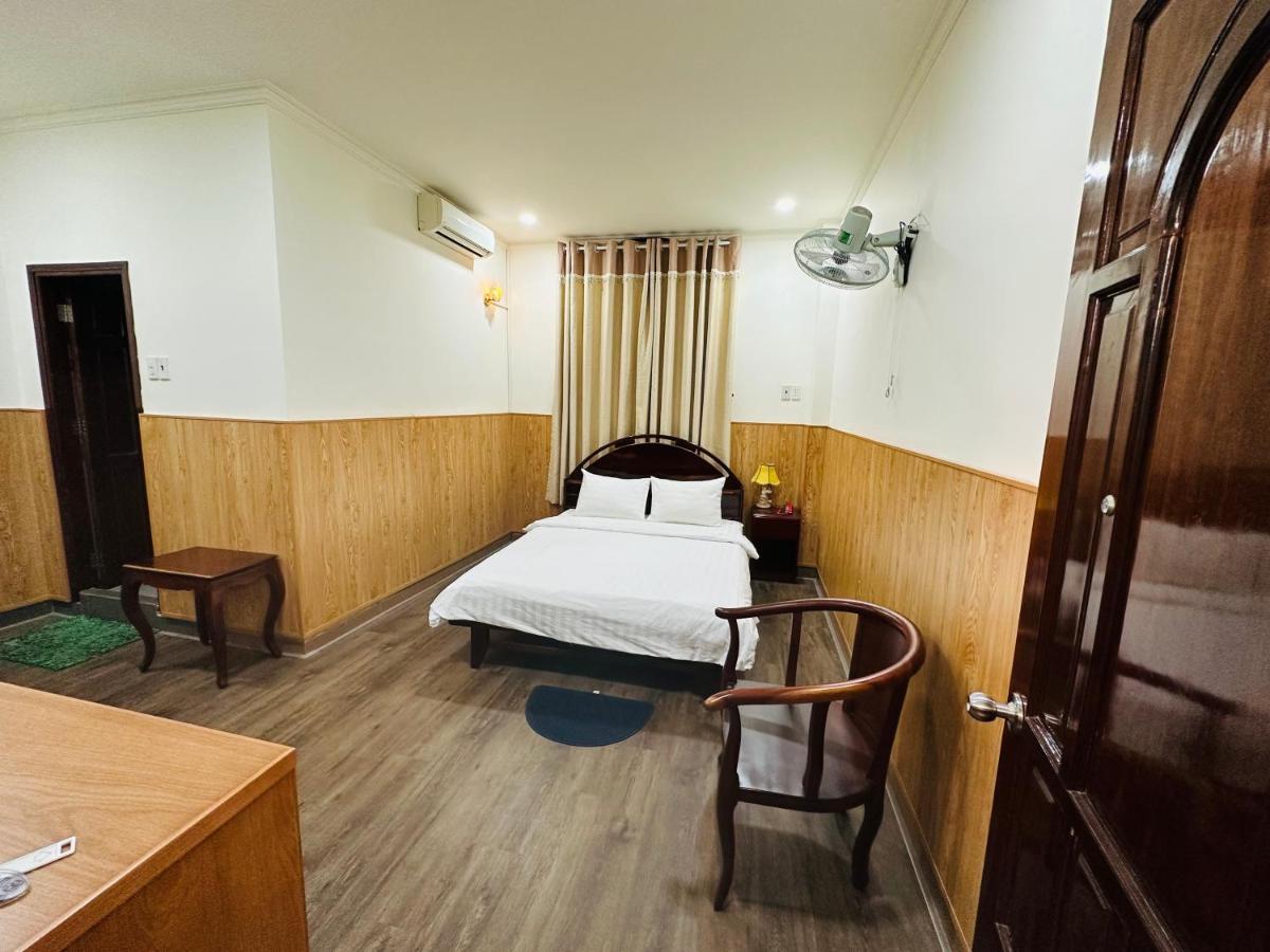 Khach San Mekong Star Hotel Vĩnh Long Екстериор снимка